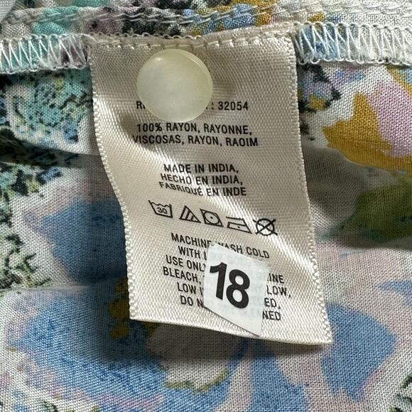 Maeve Anthropologie Top Womens 2 Multi Maya Flutter Sleeves Pleats Floral Boho - Picture 7 of 8